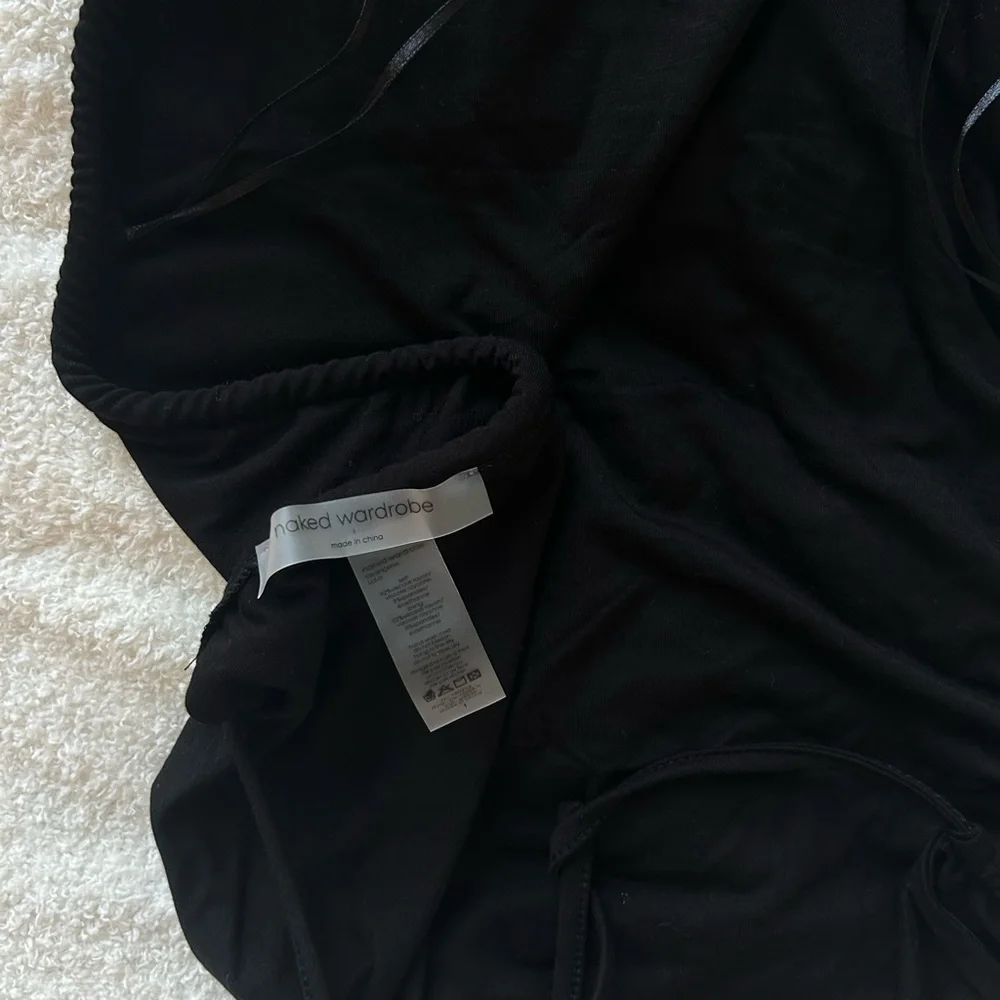 NWOT Naked Wardrobe Black Shirred Apron Tie Back Halter Top - Picture 4 of 6